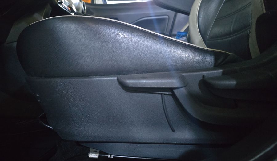 Nissan Versa 1.6 EXCLUSIVE CVT Sedan 2020