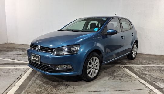 Volkswagen • Polo
