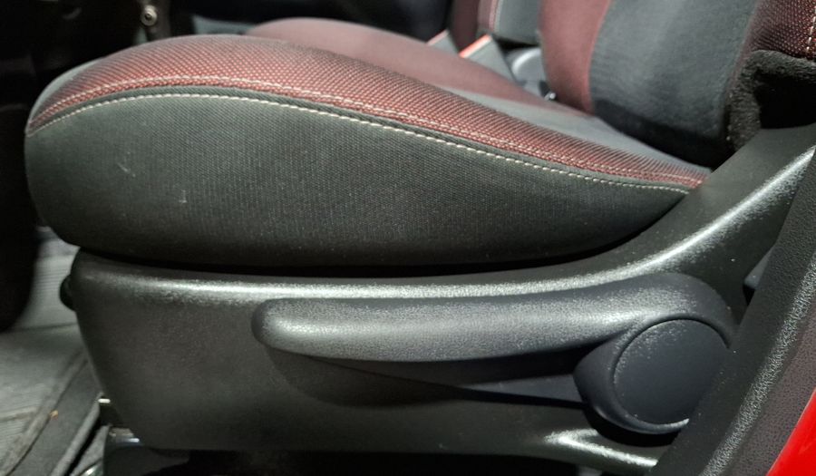 Nissan March 1.6 EXCLUSIVE AUTO Hatchback 2020