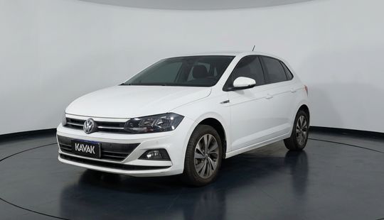 Volkswagen • Polo
