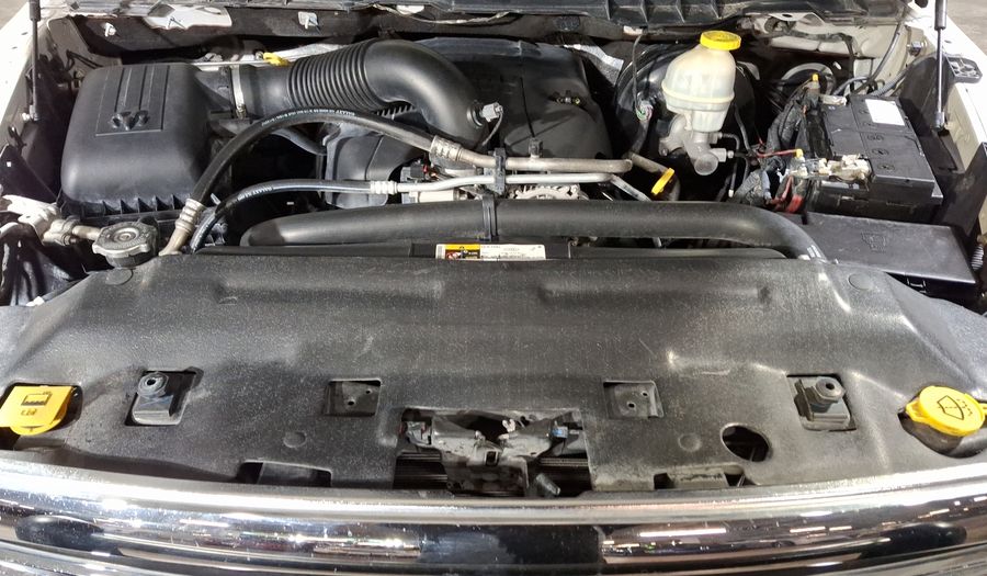 Ram 2500 5.7 CREW CAB SLT TRABAJO 4X2 V8 6AT Pickup 2019