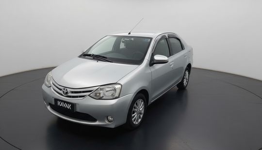 Toyota • Etios