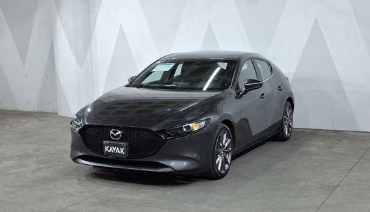 Mazda • Mazda 3