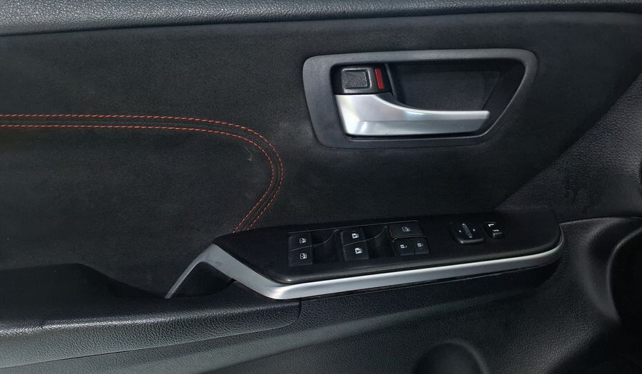 Toyota Camry 3.5 XSE V6 6AT Sedan 2015