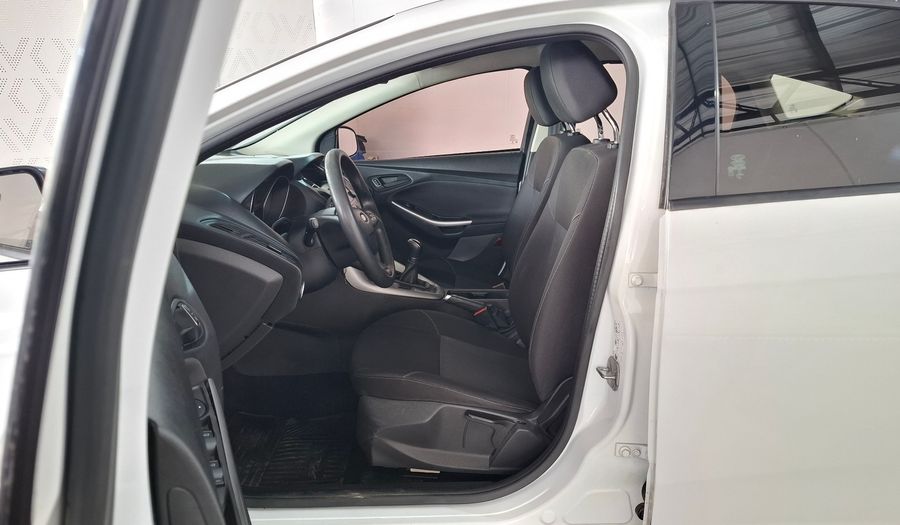 Ford Focus Iii 1.6 S Hatchback 2017