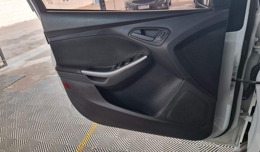 Ford Focus Iii 1.6 S Hatchback 2017