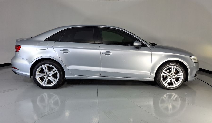 Audi A3 1.4 35 TFSI DYNAMIC DCT Sedan 2020