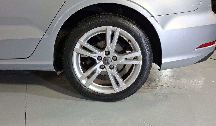 Audi A3 1.4 35 TFSI DYNAMIC DCT Sedan 2020