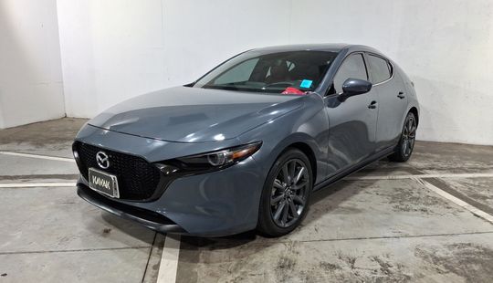 Mazda • Mazda 3