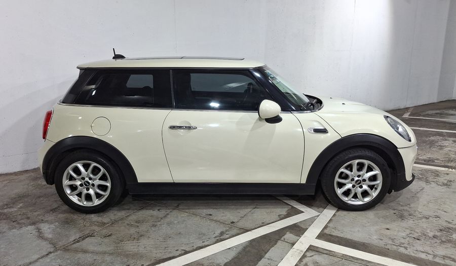 Mini Cooper 1.5 COOPER PEPPER AT Hatchback 2014