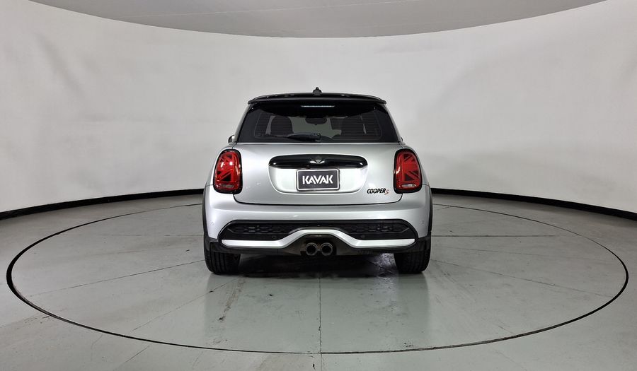 Mini Cooper S 2.0 COOPER CLASSIC DCT Hatchback 2024