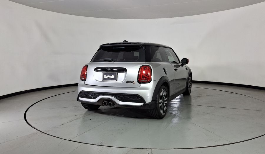 Mini Cooper S 2.0 COOPER CLASSIC DCT Hatchback 2024