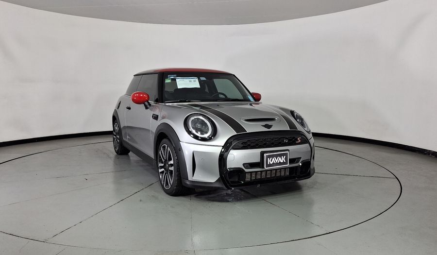 Mini Cooper S 2.0 COOPER CLASSIC DCT Hatchback 2024