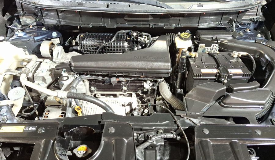 Nissan X-trail 2.5 EXCLUSIVE 3 ROW CVT 4WD Suv 2015