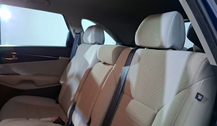Kia Sorento 2.4 LX AT Suv 2017