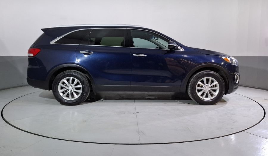 Kia Sorento 2.4 LX AT Suv 2017