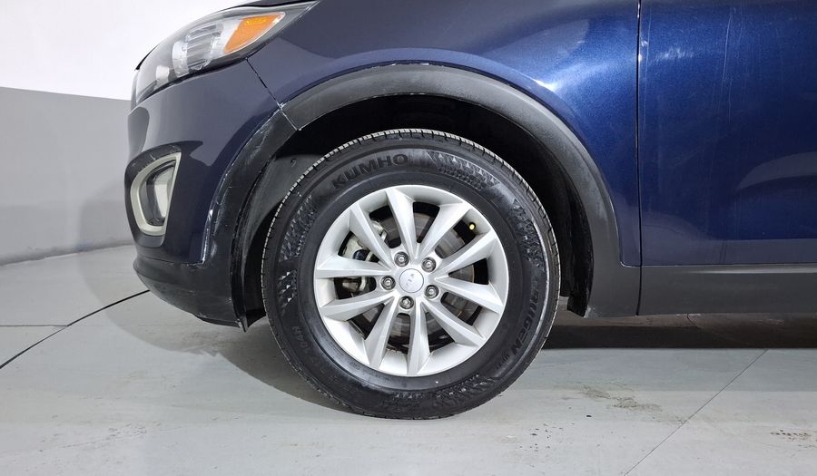 Kia Sorento 2.4 LX AT Suv 2017
