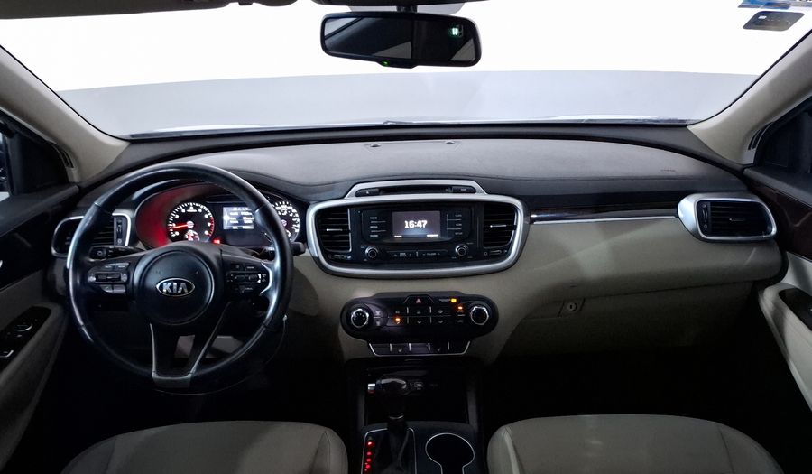Kia Sorento 2.4 LX AT Suv 2017