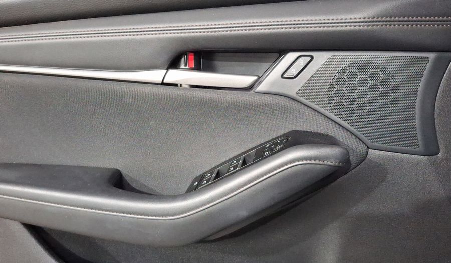 Mazda 3 2.5 I AUTO Sedan 2024