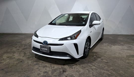 Toyota • Prius