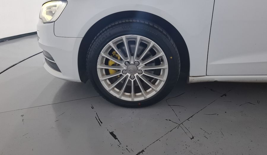 Audi A3 1.8 TFSI AMBIENTE S TRONIC Hatchback 2014