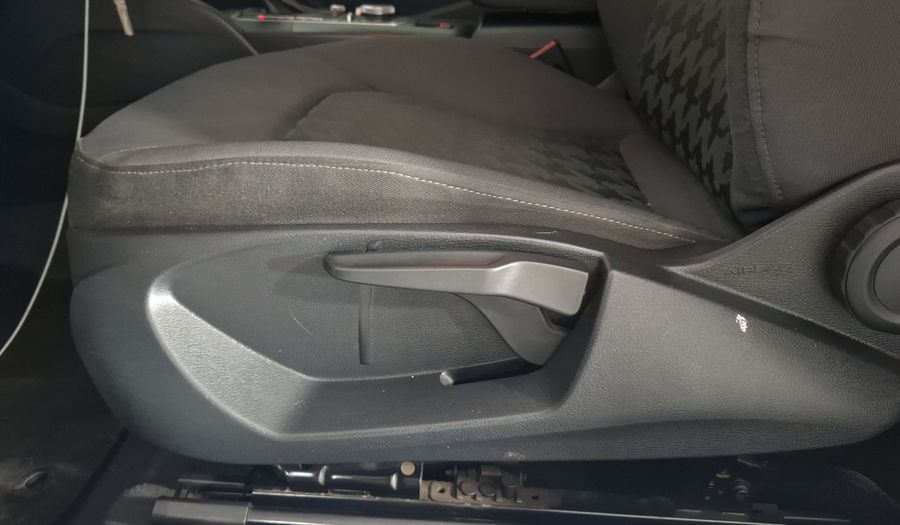 Audi A3 1.8 TFSI AMBIENTE S TRONIC Hatchback 2014
