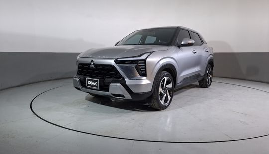 Mitsubishi • Outlander