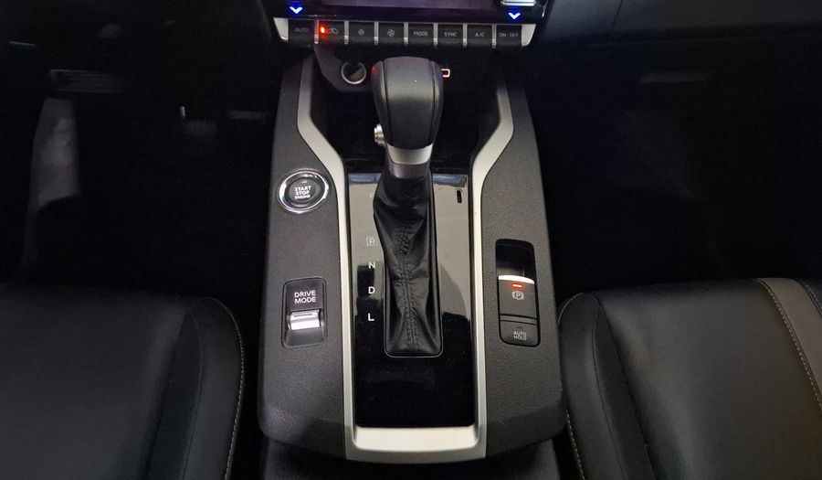 Mitsubishi Outlander 2.4 PHEV SE PLUS AUTO 4WD Suv 2025