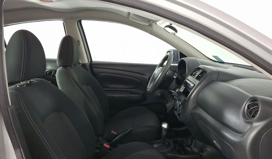 Nissan Versa 1.6 DRIVE AUTO Sedan 2017