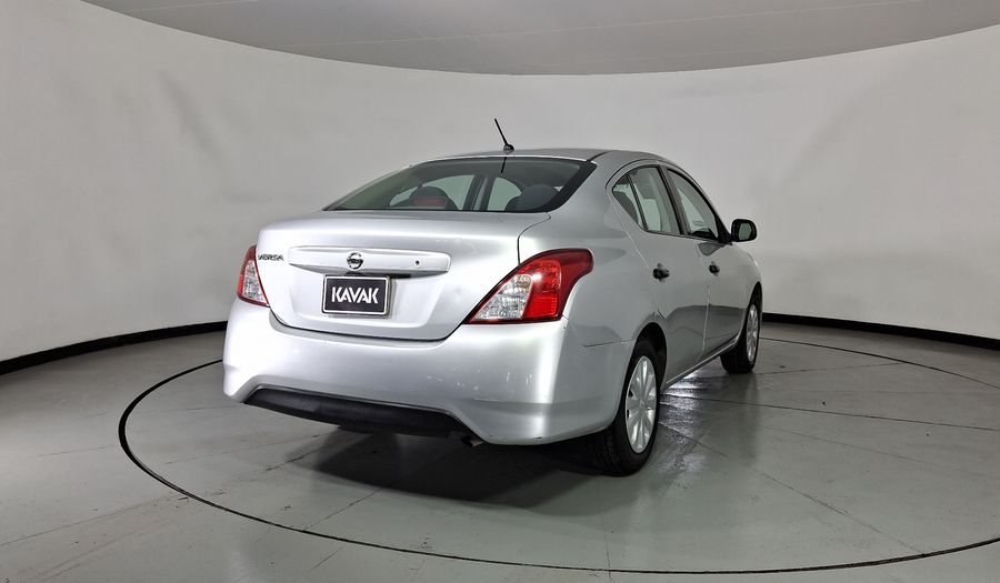 Nissan Versa 1.6 DRIVE AUTO Sedan 2017