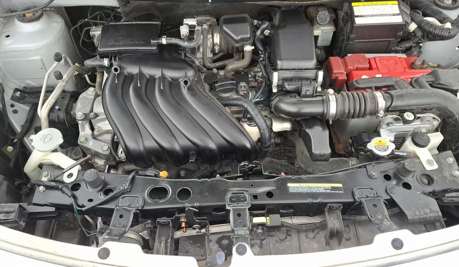 Nissan Versa 1.6 DRIVE AUTO Sedan 2017