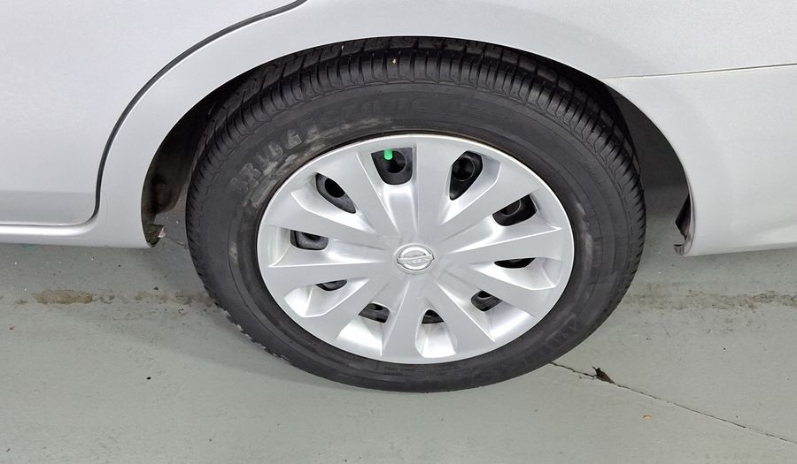 Nissan Versa 1.6 DRIVE AUTO Sedan 2017