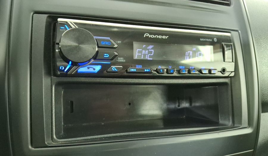 Nissan Versa 1.6 DRIVE AUTO Sedan 2017
