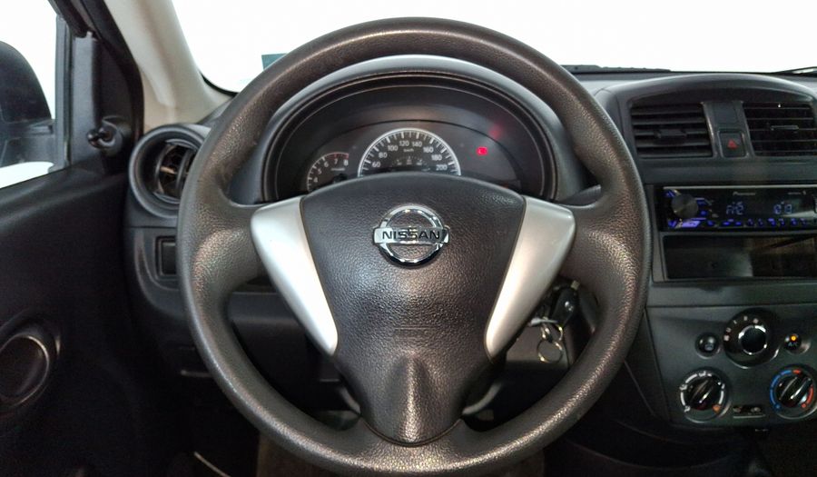 Nissan Versa 1.6 DRIVE AUTO Sedan 2017