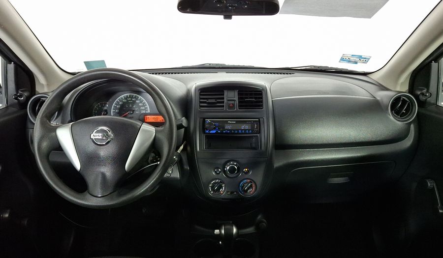 Nissan Versa 1.6 DRIVE AUTO Sedan 2017