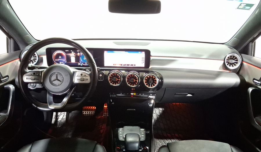 Mercedes Benz Clase A 1.3 200 PROGRESSIVE DCT Hatchback 2023