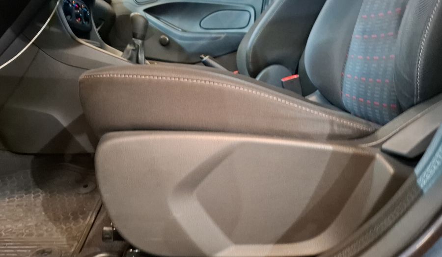 Ford Figo 1.5 FIGO IMPULSE A/A MT Sedan 2017
