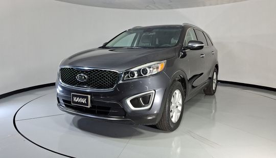 Kia • Sorento