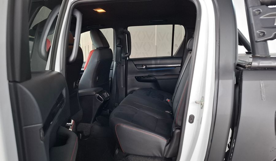 Toyota Hilux 2.8 TDI GR-S IV AUTO 4WD C/D Pickup 2024