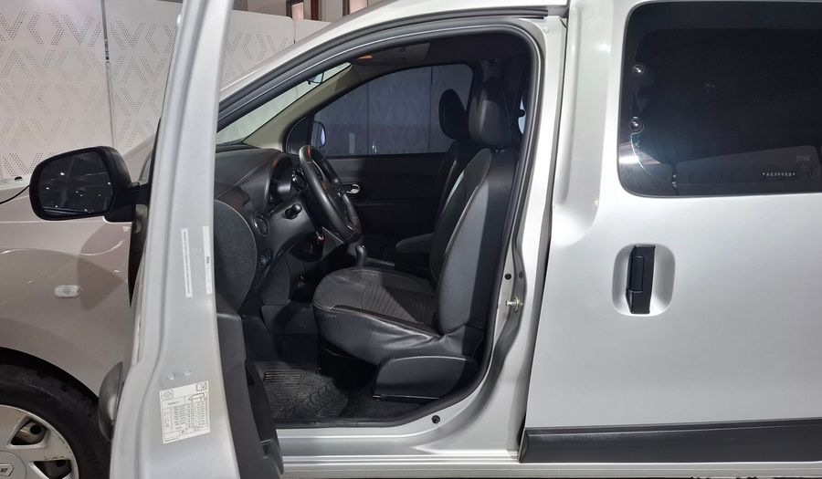 Renault Kangoo 1.6 EMOTION 5A Van 2021