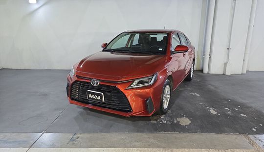 Toyota • Yaris