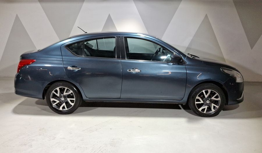 Nissan Versa EXCLUSIVE NAVI AT AC Sedan 2016