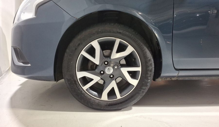 Nissan Versa EXCLUSIVE NAVI AT AC Sedan 2016