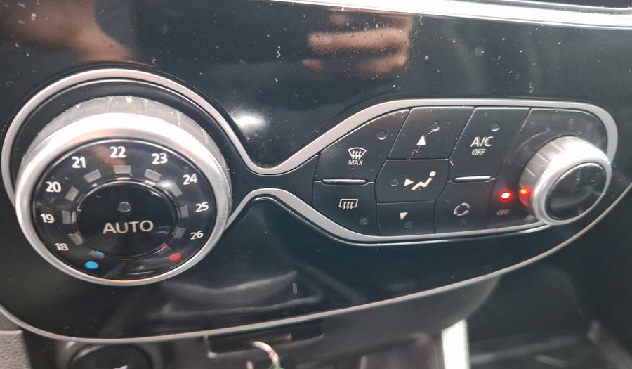 Renault Clio 1.2 EXPRESSION Hatchback 2018