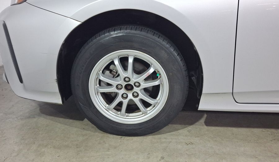 Toyota Prius 1.8 HEV BASE AUTO Hatchback 2021