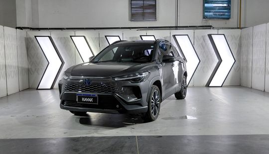Toyota • Corolla Cross