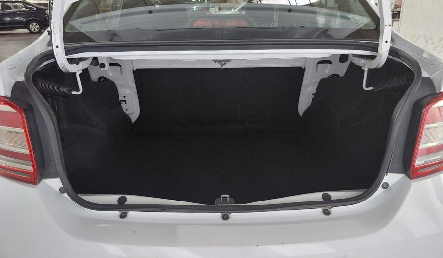 Renault Logan 1.6 EXPRESSION Sedan 2017