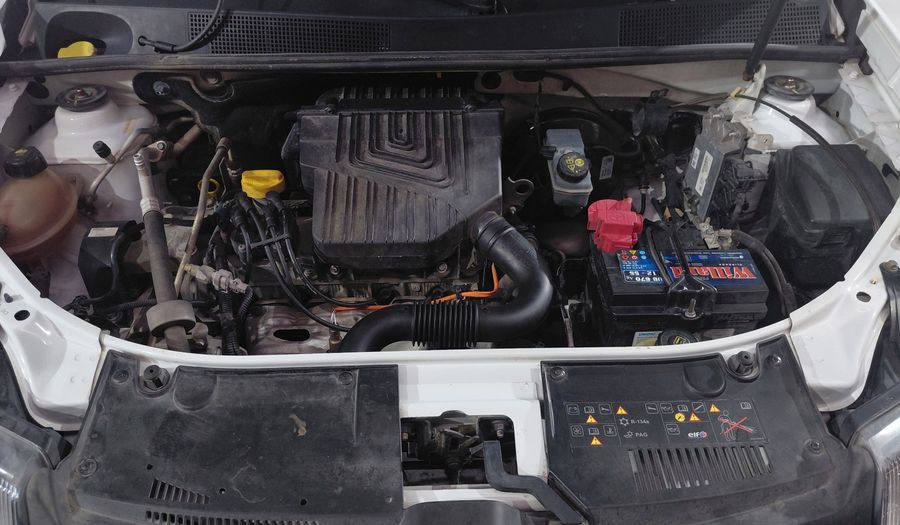 Renault Logan 1.6 EXPRESSION Sedan 2017