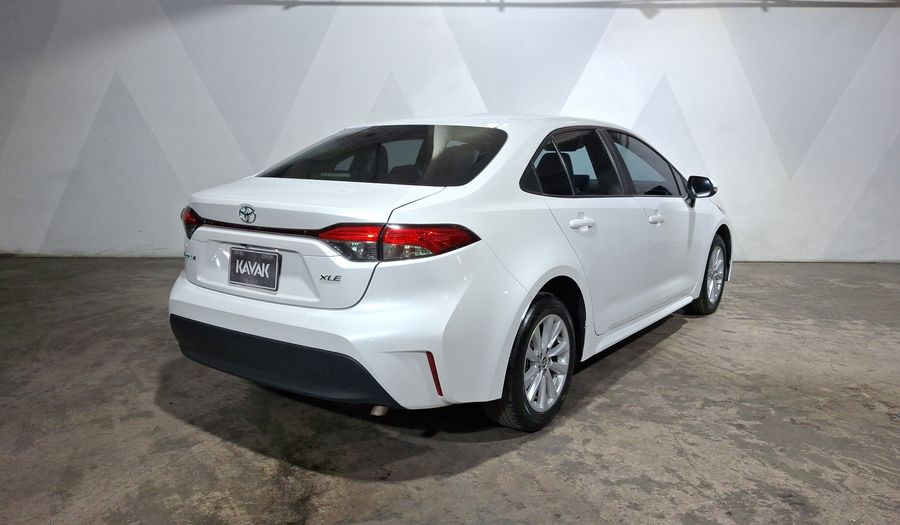 Toyota Corolla 2.0 XLE CVT Sedan 2023
