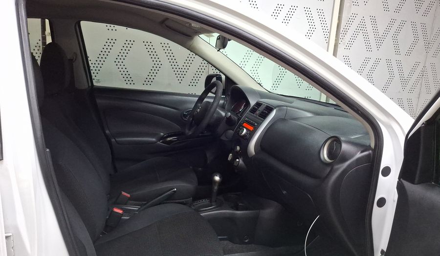 Nissan Versa 1.6 ADVANCE TA AC Sedan 2013